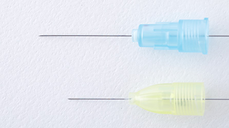 最も細い注射針（33Ｇ）